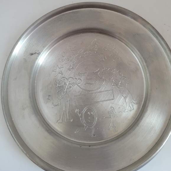 Edwin Blyde Pewter Nursery Rhyme Plate-Cow moon-Dog-Cat-Stars Plate - Picture 1 of 3